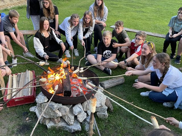 Lagerfeuer 13