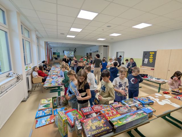 PXL 20251126 083456018 k